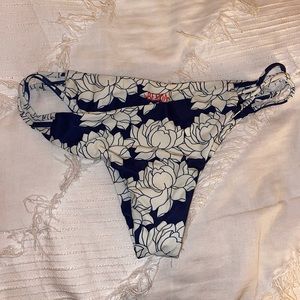 BENOA Gardenia bottom